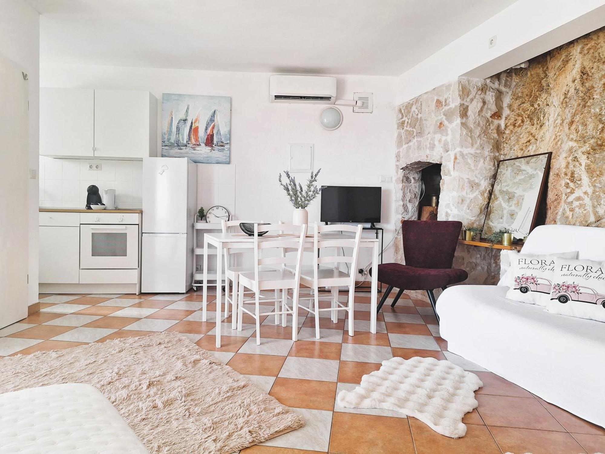 Apartmani Stine Donji Okrug  Dış mekan fotoğraf